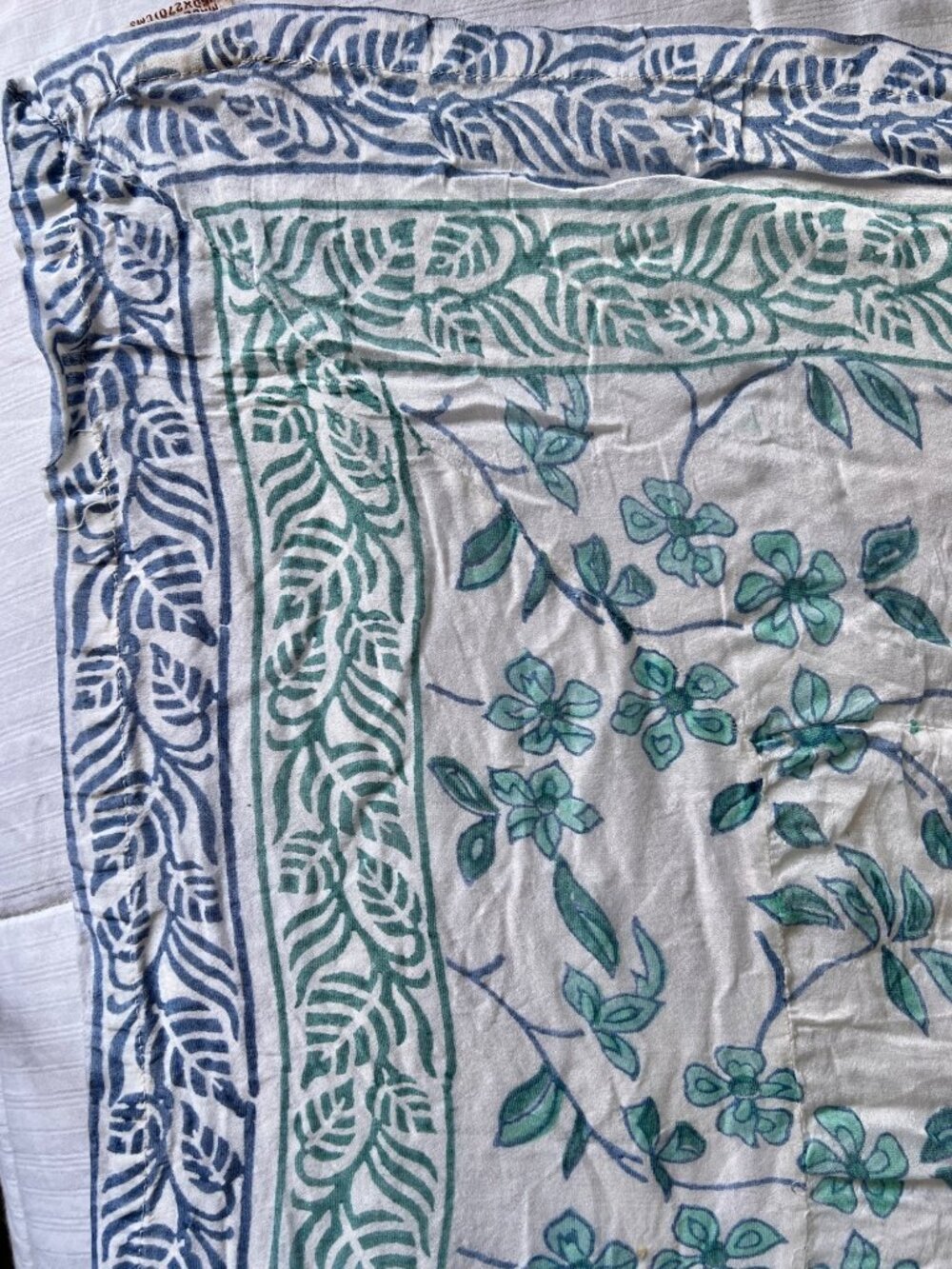 Fabindia Silk Cotton Tablecloth Blue & Green Floral Pattern 84x40 & 9" Drop Boho - Picture 3 of 11